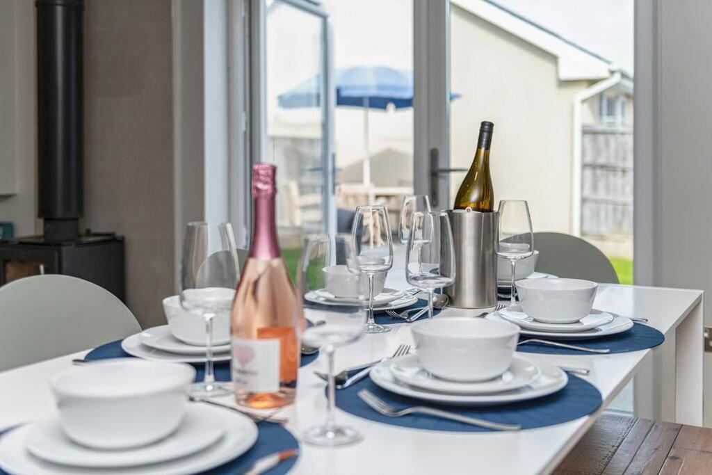 Family-Friendly Retreat Between Beach & Mountains Tremadog 外观 照片
