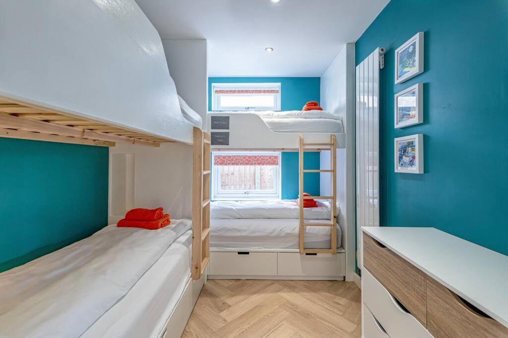Family-Friendly Retreat Between Beach & Mountains Tremadog 外观 照片