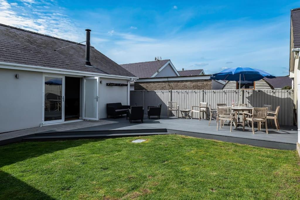 Family-Friendly Retreat Between Beach & Mountains Tremadog 外观 照片